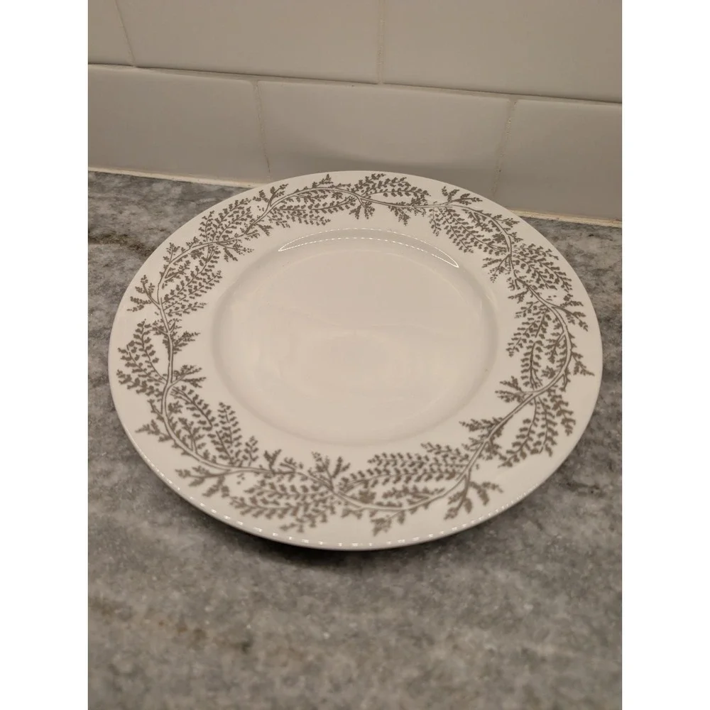 Crate & Barrel Botanical Vine Plate Silver Leaves Monno Bangladesh, 9.5in